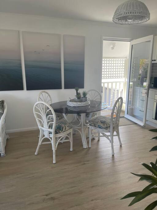Studio Seaside Self-Contained Apartment Marcoola Exterior photo