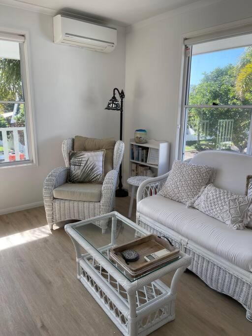 Studio Seaside Self-Contained Apartment Marcoola Exterior photo