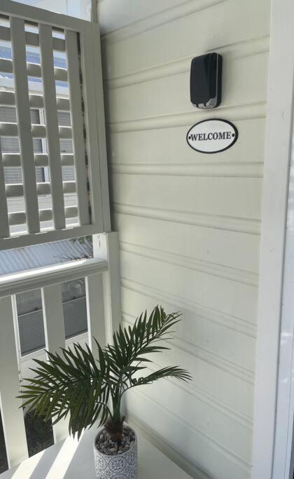 Studio Seaside Self-Contained Apartment Marcoola Exterior photo